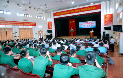 Khai mạc Hội nghị Cơ học Vật rắn lần thứ XIV Khai mạc Hội nghị Cơ học Vật rắn lần thứ XIV