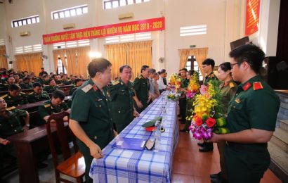 Trường Sĩ quan Kỹ thuật quân sự (Đại học Trần Đai Nghĩa) tổ chức các hoạt động chào mừng ngày Nhà giáo Việt Nam 20/11