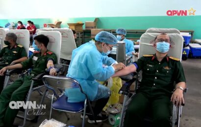 TUỔI TRẺ QUÂN ĐỘI HĂNG HÁI HIẾN MÁU TÌNH NGUYỆN TUỔI TRẺ QUÂN ĐỘI HĂNG HÁI HIẾN MÁU TÌNH NGUYỆN