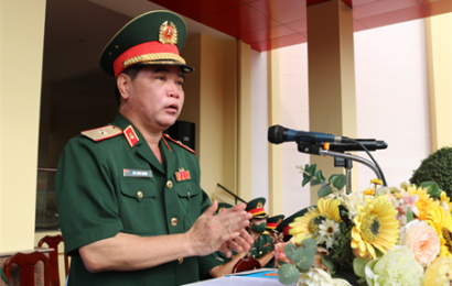 Trường Sĩ quan Kỹ thuật Quân sự đón nhận Huân chương Bảo vệ Tổ quốc hạng Ba và ra quân huấn luyện năm 2022 Trường Sĩ quan Kỹ thuật Quân sự đón nhận Huân chương Bảo vệ Tổ quốc hạng Ba và ra quân huấn luyện năm 2022