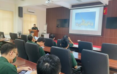 Hội nghị thông tin chuyên đề “Nghiên cứu ảnh hưởng một số thông số của hai thân pháo đến chuyển động của pháo phòng không hai nòng 37mm K65-2 khi bắn” Hội nghị thông tin chuyên đề “Nghiên cứu ảnh hưởng một số thông số của hai thân pháo đến chuyển động của pháo phòng không hai nòng 37mm K65-2 khi bắn”