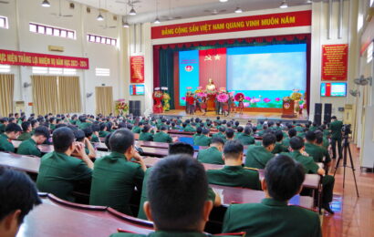 Trường Sĩ quan Kỹ thuật Quân sự gặp mặt kỷ niệm 41 năm ngày Nhà giáo Việt Nam Trường Sĩ quan Kỹ thuật Quân sự gặp mặt kỷ niệm 41 năm ngày Nhà giáo Việt Nam