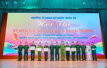 TIN HỘI THI CHÀO MỪNG 20-11 TIN HỘI THI CHÀO MỪNG 20-11