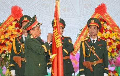 TRƯỜNG SĨ QUAN KỸ THUẬT QUÂN SỰ ĐÓN NHẬN HUÂN CHƯƠNG BẢO VỆ TỔ QUỐC HẠNG NHẤT